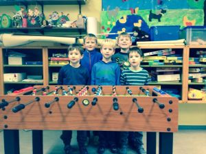 Der neue Tischkicker in der Grundschule Hammah