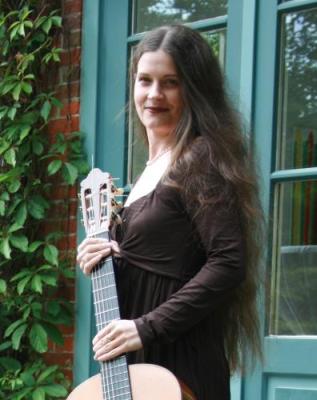Frau Jasmyn Cordes-Blohm - die Gitarrenlehrerin in Hammah